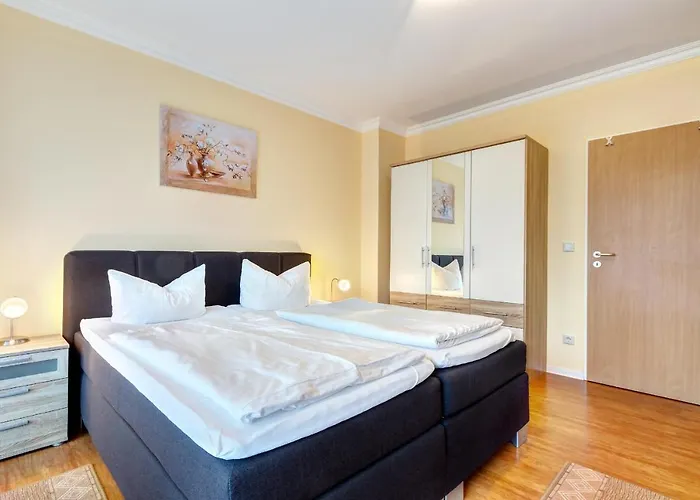 Am Schloonsee Haus D - Mit Strandkorb *