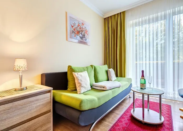 Am Schloonsee Haus D - Mit Strandkorb *