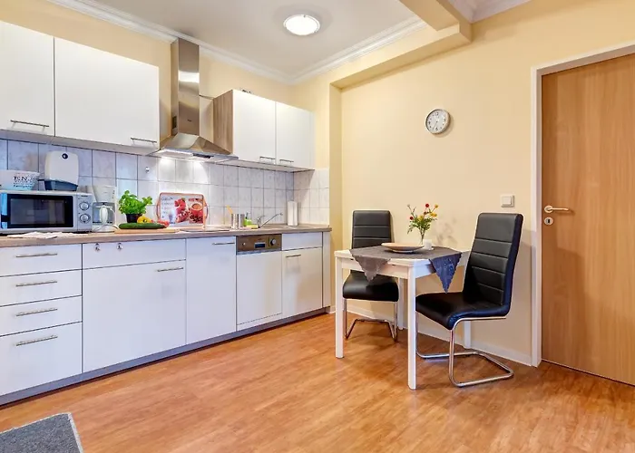 Am Schloonsee Haus D - Mit Strandkorb *